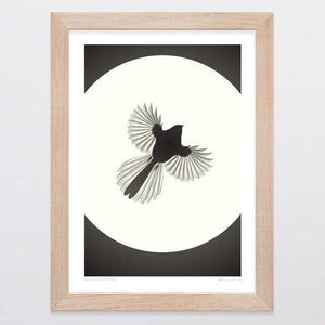 Glenn Jones Art Full Moon Fantail Art Print Art Print A4 Print / Raw Oak Frame
